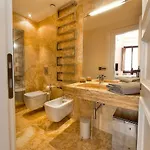 Deluxe Apartament *