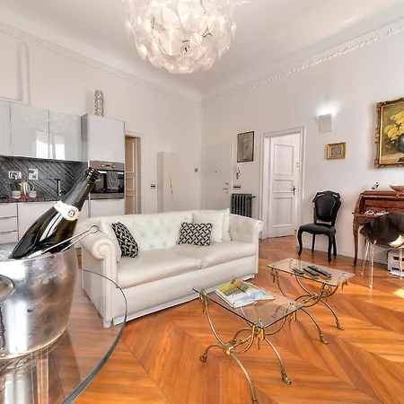 Апартаменты Deluxe *