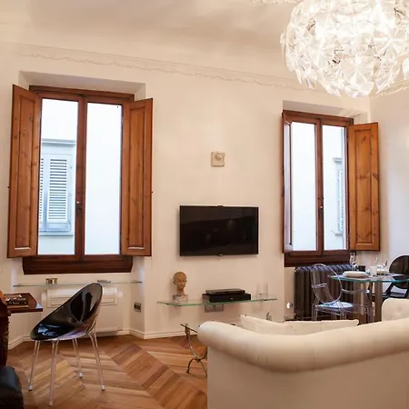 Deluxe Apartment *